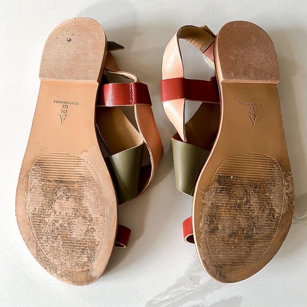 Anthropologie Perdita Toe Loop Sandals Womens Sz 7 - Picture 8 of 9